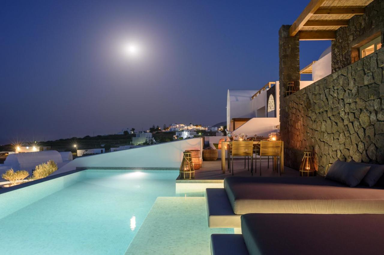 Este Luxury Suites 산토리니 외부 사진