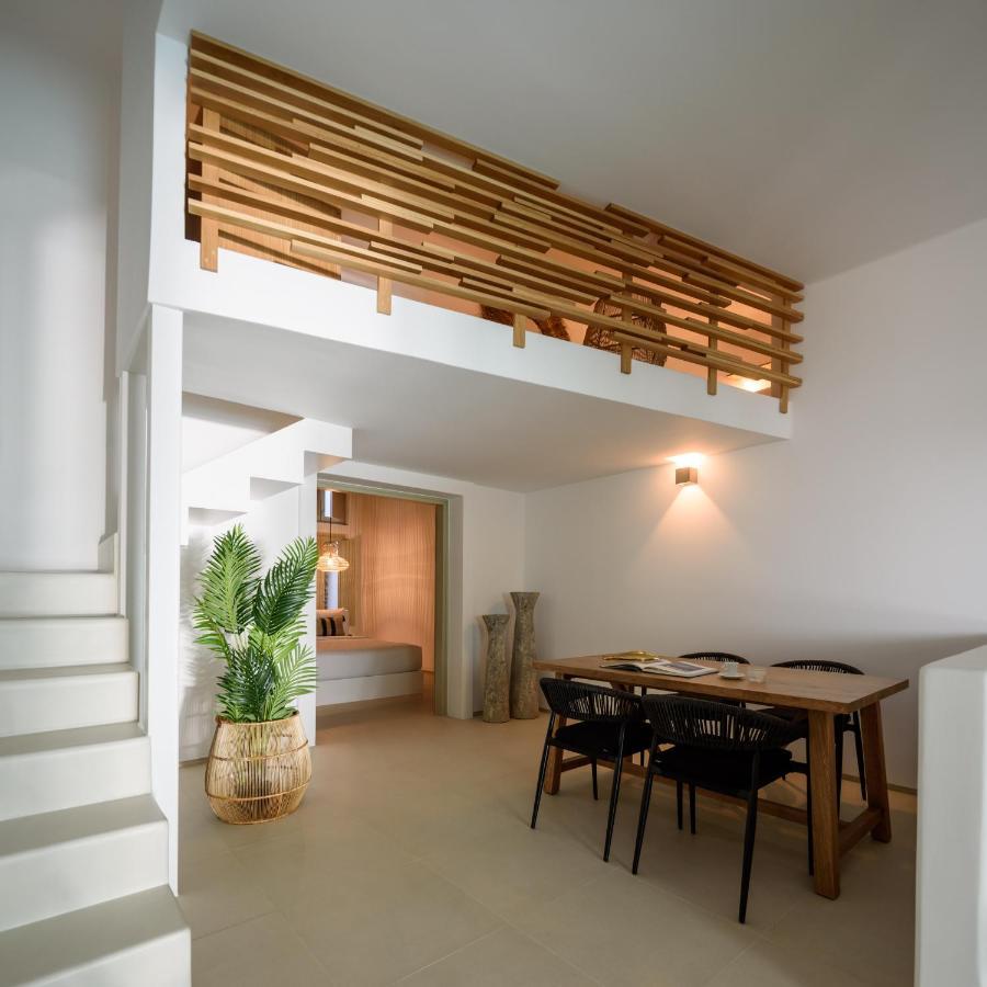 Este Luxury Suites 산토리니 외부 사진